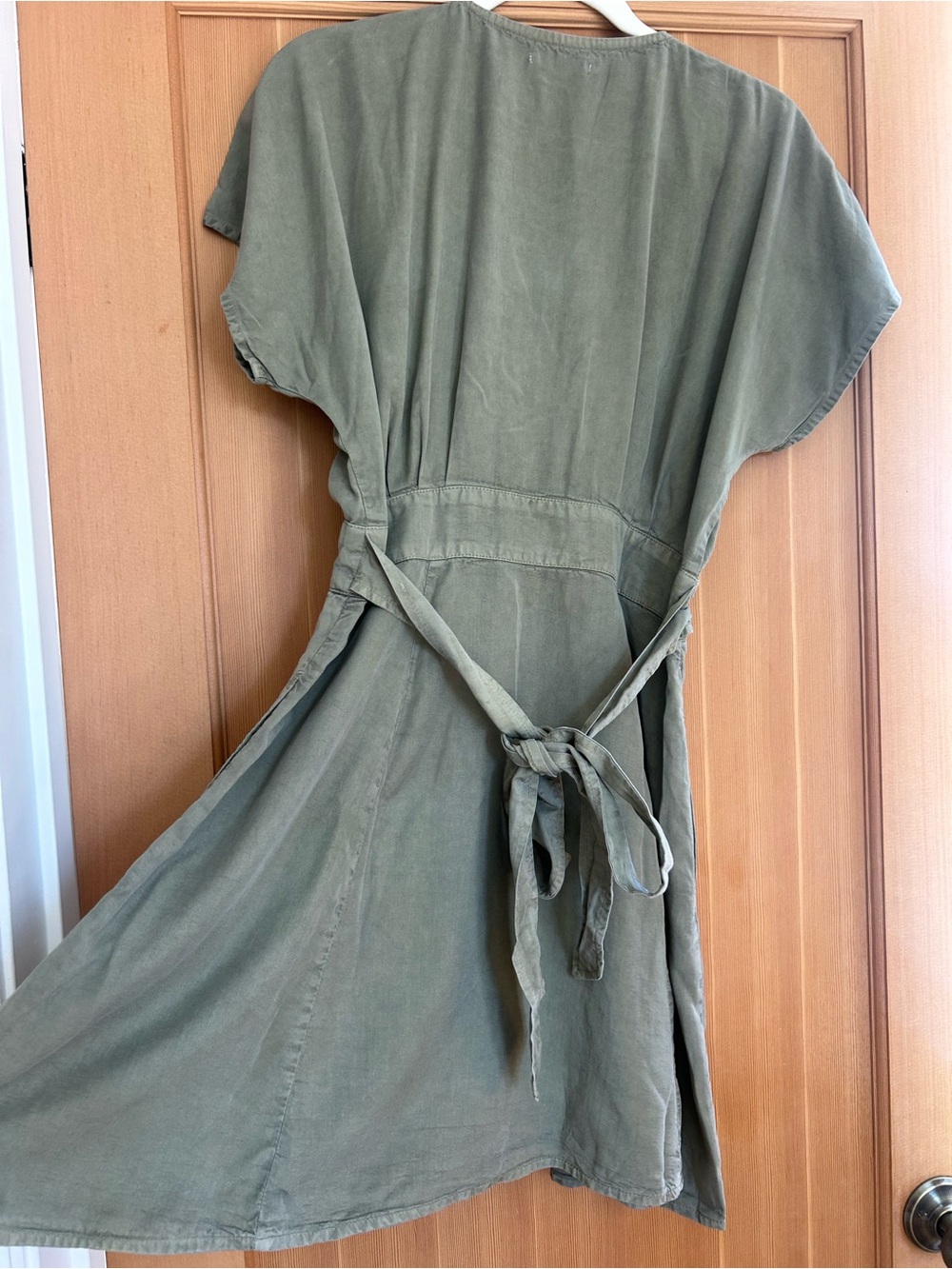 Quince Vintage Wash Tencel Button Front Dress NWOT - Picture 6 of 9